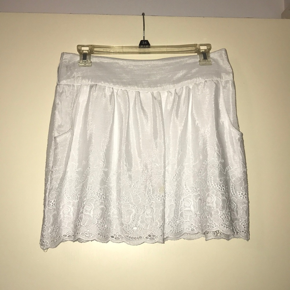 White lace skirt